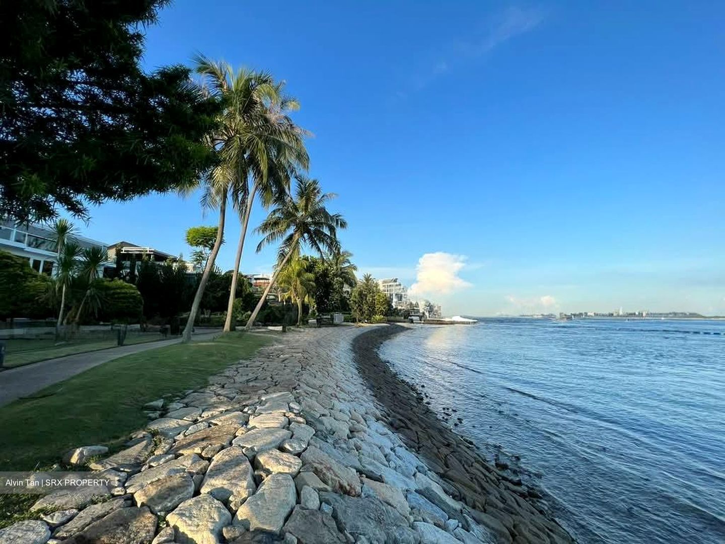 Ocean Drive (D4), Detached #553911841